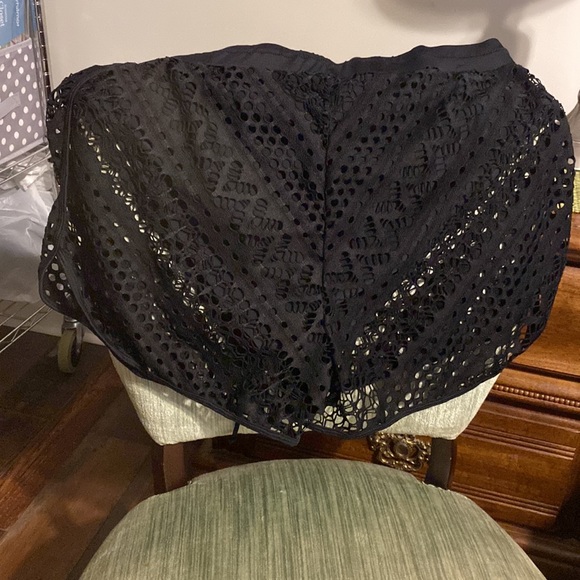 NWOT Bathing Suit Beach Shorts, Black, Sz. L, Drawstring Waist - Picture 3 of 7